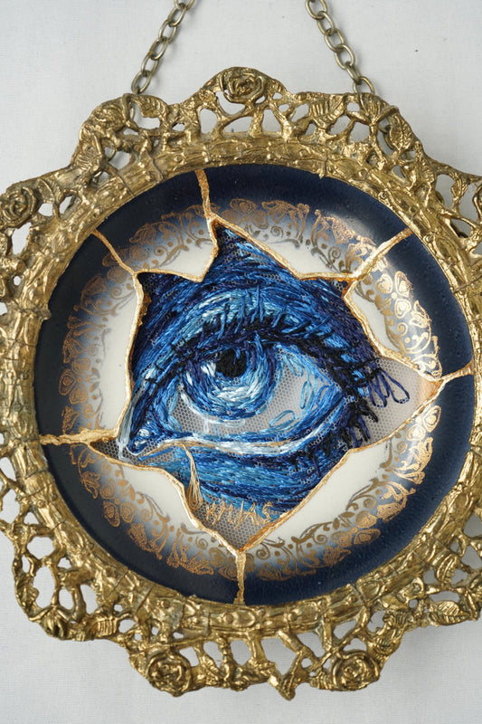 Vintage Plate VIII “Broken History ” Collection V