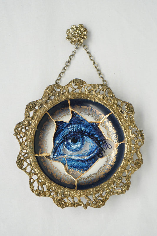 Vintage Plate VIII “Broken History ” Collection V