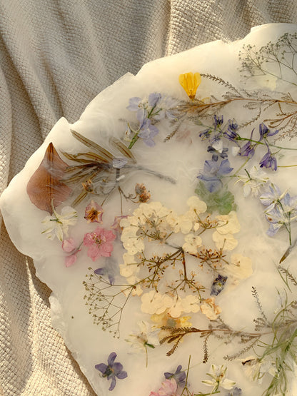 PRE-ORDER: Flowering Crystal. Beige
